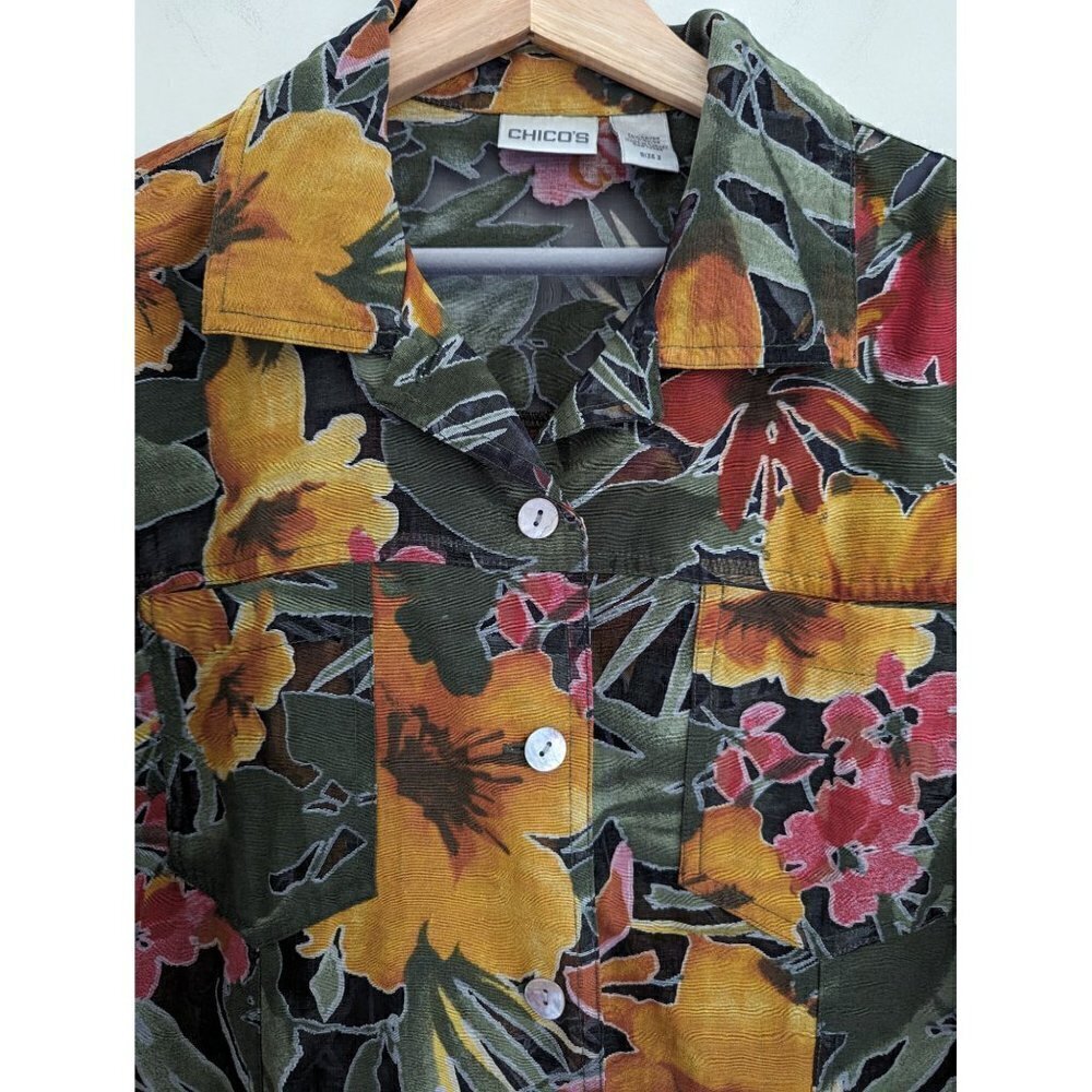 Chico's Tropical Botanical Casual Button Up Shirt Size L - Picture 6 of 8